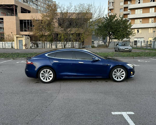 Синій Тесла Модель С, об'ємом двигуна 0 л та пробігом 84 тис. км за 28300 $, фото 3 на Automoto.ua