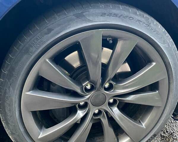 Синій Тесла Модель С, об'ємом двигуна 0 л та пробігом 245 тис. км за 27400 $, фото 6 на Automoto.ua