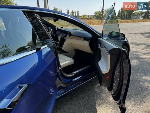 Синий Тесла Модель С, объемом двигателя 0 л и пробегом 63 тыс. км за 45000 $, фото 5 на Automoto.ua