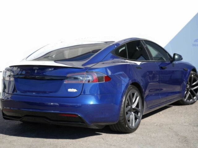 Синий Тесла Модель С, объемом двигателя 0 л и пробегом 18 тыс. км за 13200 $, фото 3 на Automoto.ua