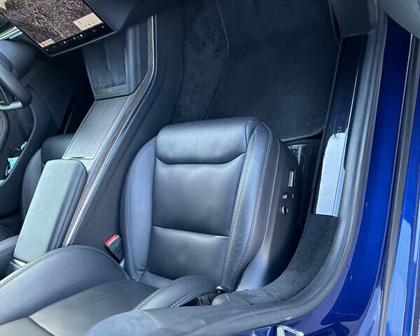 Синий Тесла Модель С, объемом двигателя 0 л и пробегом 55 тыс. км за 36900 $, фото 11 на Automoto.ua