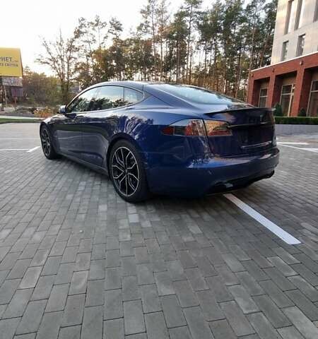 Синий Тесла Модель С, объемом двигателя 0 л и пробегом 52 тыс. км за 55000 $, фото 12 на Automoto.ua