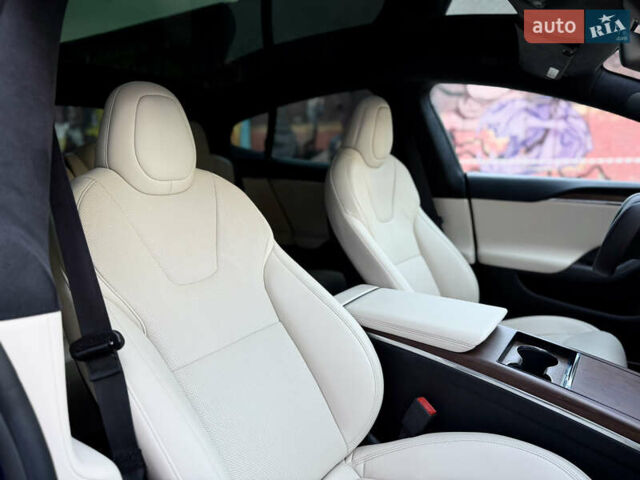 Синий Тесла Модель С, объемом двигателя 0 л и пробегом 31 тыс. км за 34900 $, фото 73 на Automoto.ua