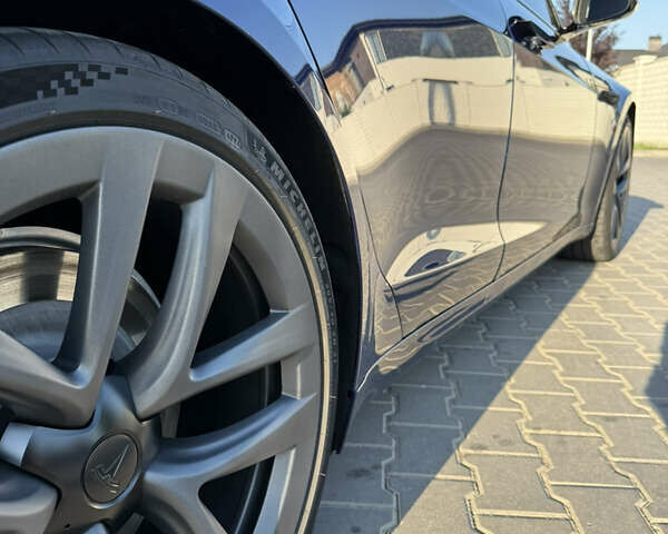 Синий Тесла Модель С, объемом двигателя 0 л и пробегом 31 тыс. км за 59900 $, фото 22 на Automoto.ua