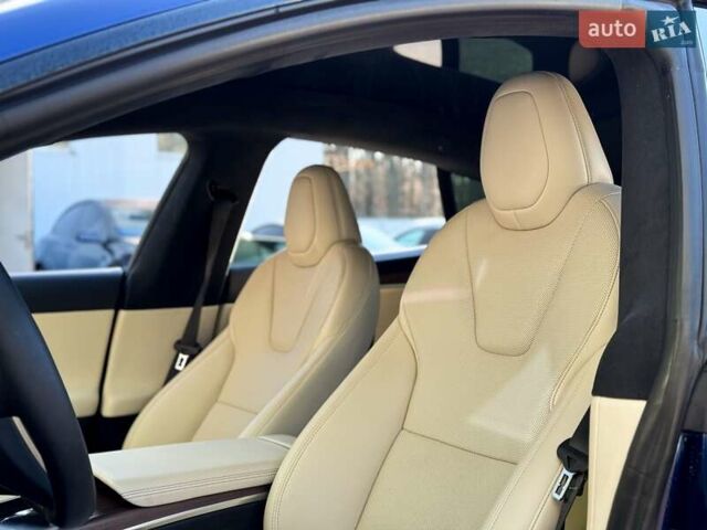 Синій Тесла Модель С, об'ємом двигуна 0 л та пробігом 112 тис. км за 47500 $, фото 13 на Automoto.ua