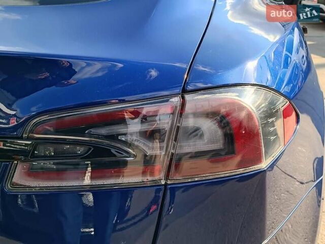 Синий Тесла Модель С, объемом двигателя 0.1 л и пробегом 28 тыс. км за 39070 $, фото 10 на Automoto.ua