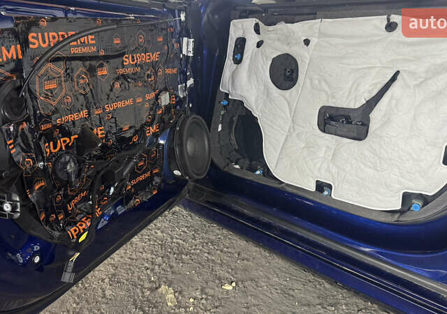 Синій Тесла Модель С, об'ємом двигуна 0 л та пробігом 28 тис. км за 42800 $, фото 22 на Automoto.ua