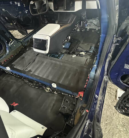 Синій Тесла Модель С, об'ємом двигуна 0 л та пробігом 28 тис. км за 42800 $, фото 31 на Automoto.ua