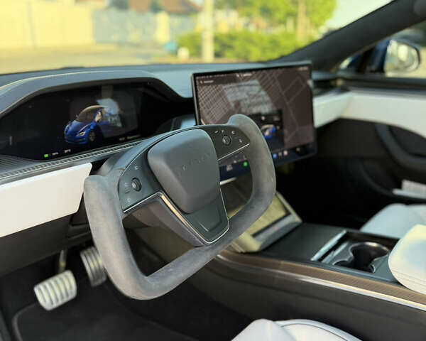 Синий Тесла Модель С, объемом двигателя 0 л и пробегом 31 тыс. км за 59900 $, фото 16 на Automoto.ua