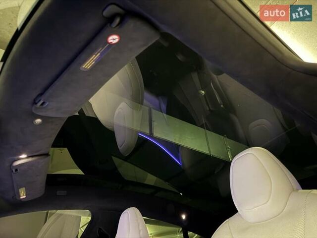 Синий Тесла Модель С, объемом двигателя 0 л и пробегом 29 тыс. км за 49999 $, фото 11 на Automoto.ua