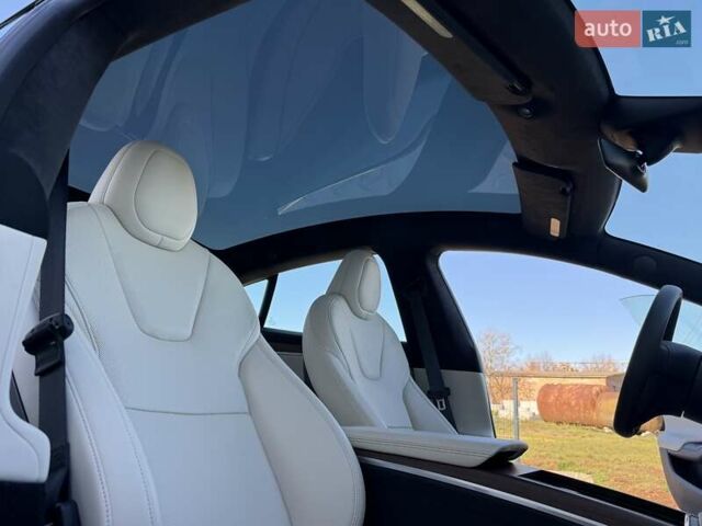 Синий Тесла Модель С, объемом двигателя 0 л и пробегом 1 тыс. км за 52500 $, фото 21 на Automoto.ua