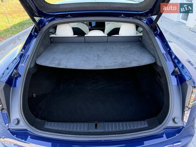 Синий Тесла Модель С, объемом двигателя 0 л и пробегом 1 тыс. км за 52500 $, фото 33 на Automoto.ua