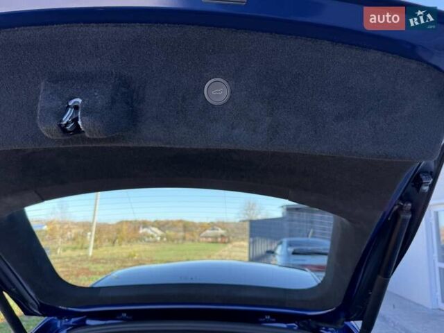 Синий Тесла Модель С, объемом двигателя 0 л и пробегом 1 тыс. км за 52500 $, фото 35 на Automoto.ua