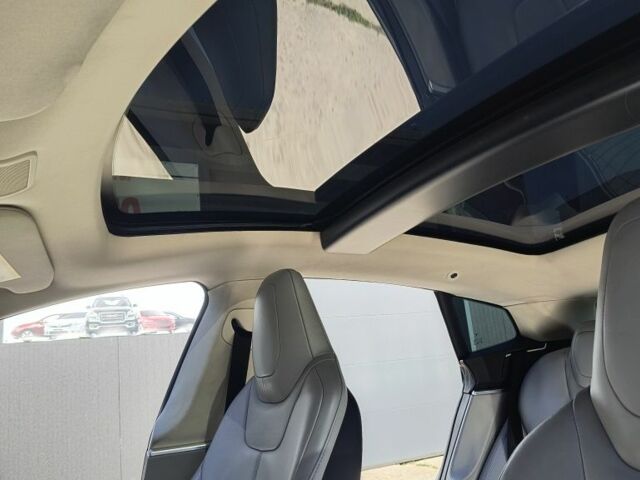 Зелений Тесла Модель С, об'ємом двигуна 0 л та пробігом 224 тис. км за 12200 $, фото 12 на Automoto.ua