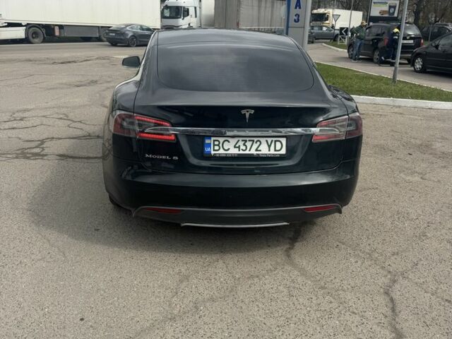 Зеленый Тесла Модель С, объемом двигателя 0 л и пробегом 120 тыс. км за 11900 $, фото 3 на Automoto.ua