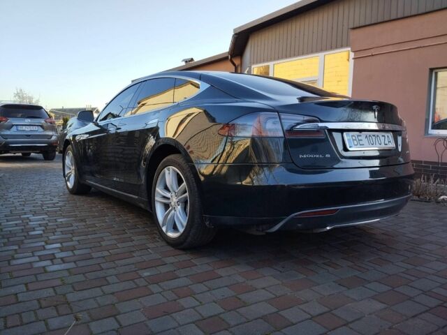 Зеленый Тесла Модель С, объемом двигателя 0 л и пробегом 80 тыс. км за 14000 $, фото 3 на Automoto.ua