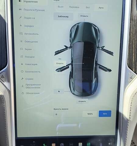 Зеленый Тесла Модель С, объемом двигателя 0 л и пробегом 224 тыс. км за 12100 $, фото 17 на Automoto.ua