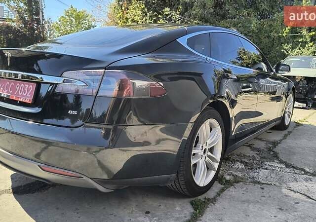 Зеленый Тесла Модель С, объемом двигателя 0 л и пробегом 224 тыс. км за 12100 $, фото 11 на Automoto.ua