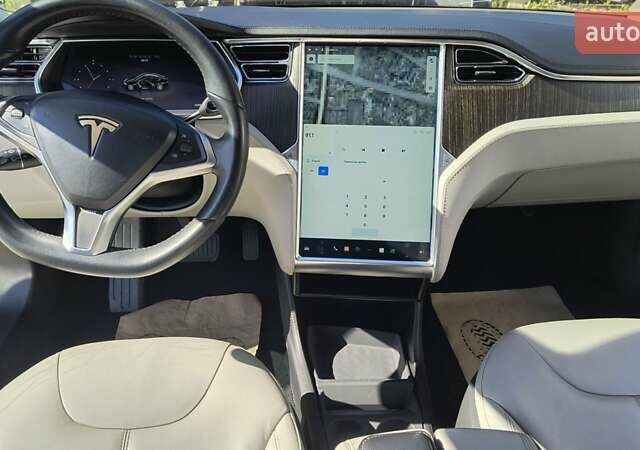 Зеленый Тесла Модель С, объемом двигателя 0 л и пробегом 224 тыс. км за 12100 $, фото 7 на Automoto.ua
