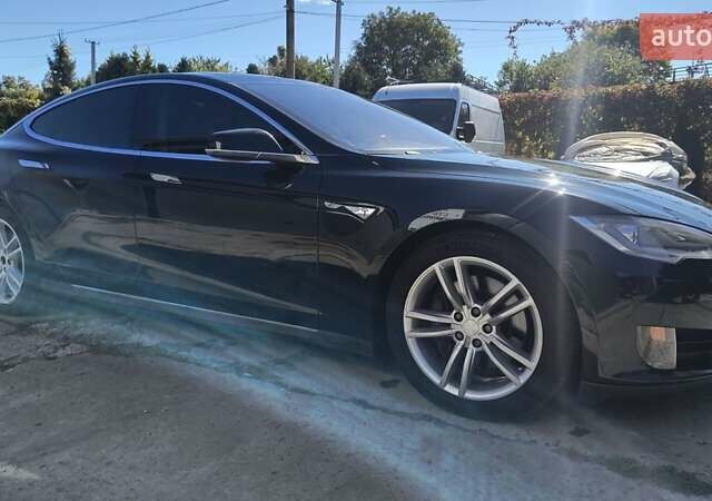 Зеленый Тесла Модель С, объемом двигателя 0 л и пробегом 224 тыс. км за 12100 $, фото 2 на Automoto.ua