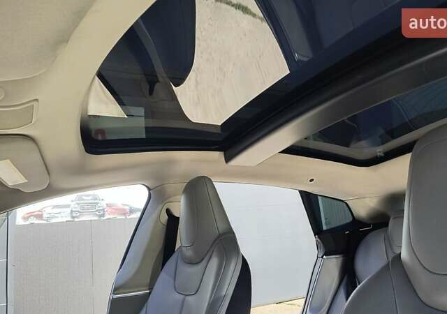 Зеленый Тесла Модель С, объемом двигателя 0 л и пробегом 224 тыс. км за 12100 $, фото 10 на Automoto.ua