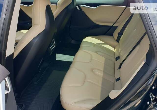 Зеленый Тесла Модель С, объемом двигателя 0 л и пробегом 243 тыс. км за 13200 $, фото 9 на Automoto.ua