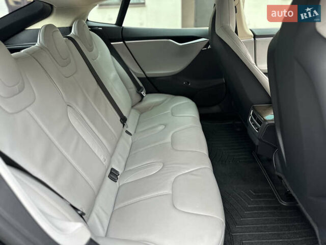 Зелений Тесла Модель С, об'ємом двигуна 0 л та пробігом 115 тис. км за 13200 $, фото 17 на Automoto.ua