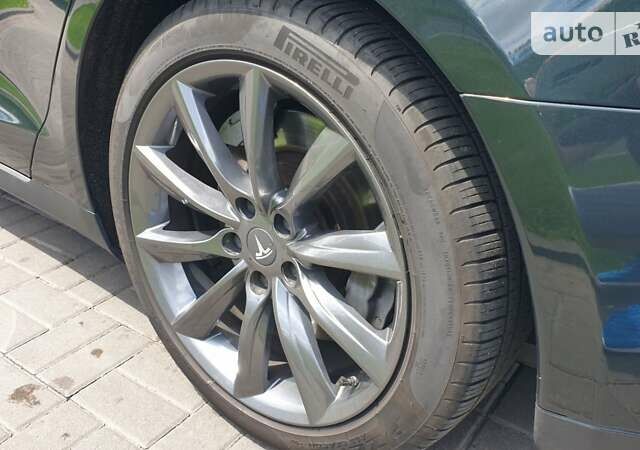 Зеленый Тесла Модель С, объемом двигателя 0 л и пробегом 243 тыс. км за 13200 $, фото 26 на Automoto.ua