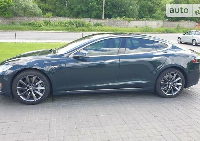 Зеленый Тесла Модель С, объемом двигателя 0 л и пробегом 243 тыс. км за 13200 $, фото 6 на Automoto.ua