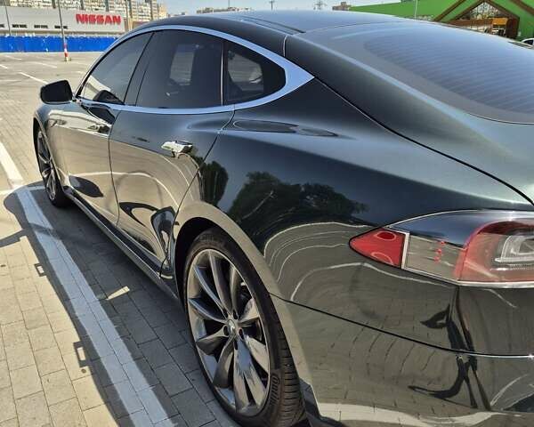 Зелений Тесла Модель С, об'ємом двигуна 0 л та пробігом 62 тис. км за 17500 $, фото 4 на Automoto.ua