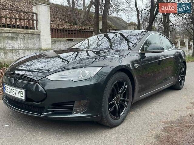 Зелений Тесла Модель С, об'ємом двигуна 0 л та пробігом 62 тис. км за 12999 $, фото 8 на Automoto.ua