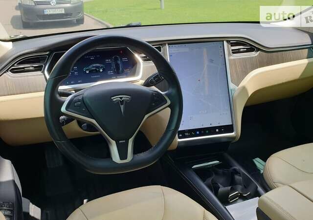 Зеленый Тесла Модель С, объемом двигателя 0 л и пробегом 243 тыс. км за 13200 $, фото 11 на Automoto.ua