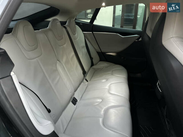 Зеленый Тесла Модель С, объемом двигателя 0 л и пробегом 115 тыс. км за 14500 $, фото 22 на Automoto.ua