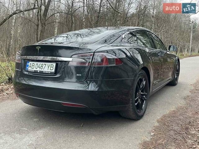 Зелений Тесла Модель С, об'ємом двигуна 0 л та пробігом 62 тис. км за 12999 $, фото 10 на Automoto.ua