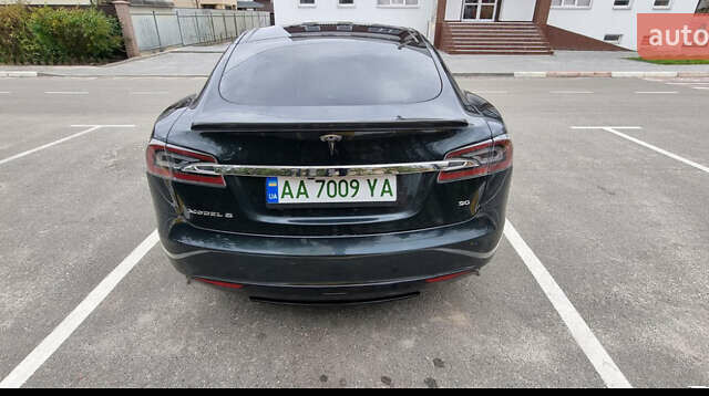 Зеленый Тесла Модель С, объемом двигателя 0 л и пробегом 177 тыс. км за 13000 $, фото 1 на Automoto.ua