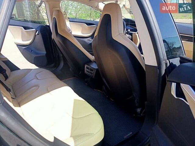 Зелений Тесла Модель С, об'ємом двигуна 0 л та пробігом 225 тис. км за 14500 $, фото 21 на Automoto.ua