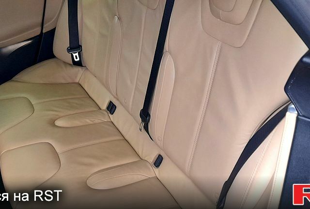 Зеленый Тесла Модель С, объемом двигателя 0 л и пробегом 231 тыс. км за 13800 $, фото 12 на Automoto.ua