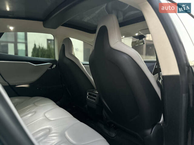 Зеленый Тесла Модель С, объемом двигателя 0 л и пробегом 115 тыс. км за 14500 $, фото 20 на Automoto.ua