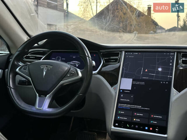 Зеленый Тесла Модель С, объемом двигателя 0 л и пробегом 115 тыс. км за 14500 $, фото 25 на Automoto.ua