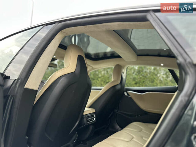 Зеленый Тесла Модель С, объемом двигателя 0 л и пробегом 240 тыс. км за 12499 $, фото 15 на Automoto.ua