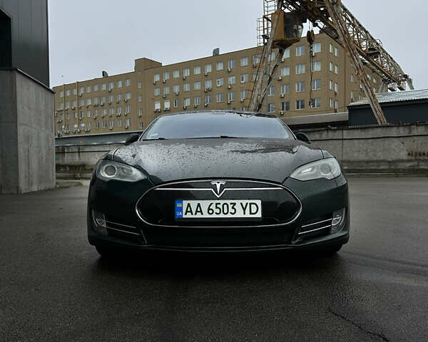 Зелений Тесла Модель С, об'ємом двигуна 0 л та пробігом 298 тис. км за 12499 $, фото 2 на Automoto.ua