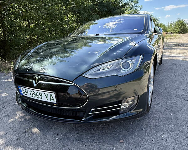 Зеленый Тесла Модель С, объемом двигателя 0 л и пробегом 115 тыс. км за 12300 $, фото 6 на Automoto.ua