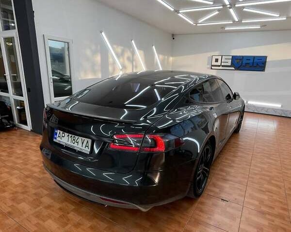 Зеленый Тесла Модель С, объемом двигателя 0 л и пробегом 164 тыс. км за 12999 $, фото 10 на Automoto.ua