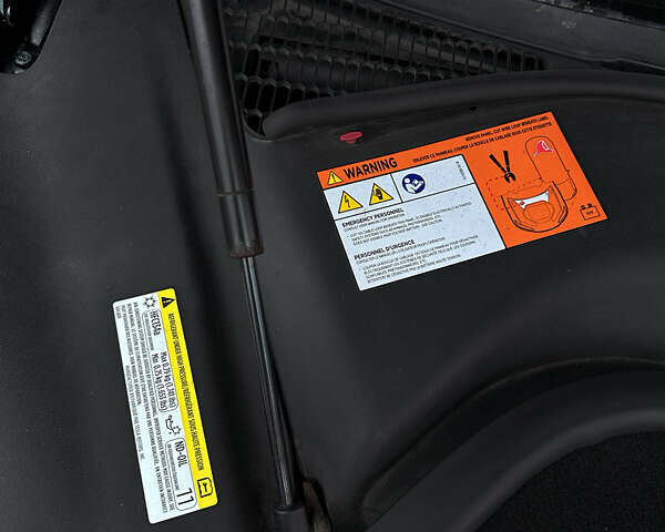 Зелений Тесла Модель С, об'ємом двигуна 0 л та пробігом 298 тис. км за 12499 $, фото 10 на Automoto.ua