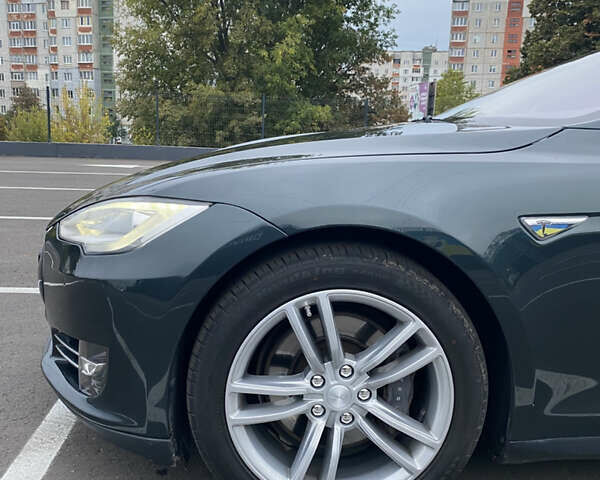 Зелений Тесла Модель С, об'ємом двигуна 0 л та пробігом 199 тис. км за 14500 $, фото 9 на Automoto.ua