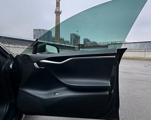 Зелений Тесла Модель С, об'ємом двигуна 0 л та пробігом 298 тис. км за 12499 $, фото 14 на Automoto.ua