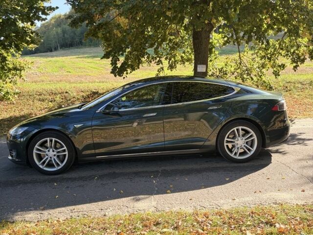 Зелений Тесла Модель С, об'ємом двигуна 0 л та пробігом 225 тис. км за 12968 $, фото 4 на Automoto.ua
