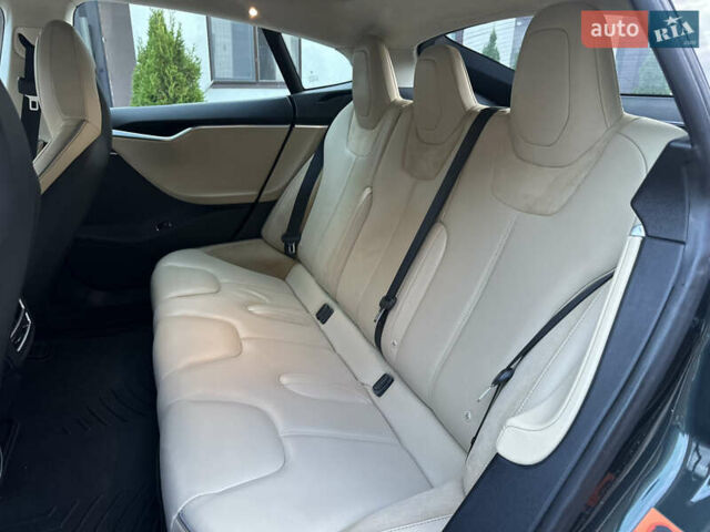 Зелений Тесла Модель С, об'ємом двигуна 0 л та пробігом 165 тис. км за 15900 $, фото 13 на Automoto.ua