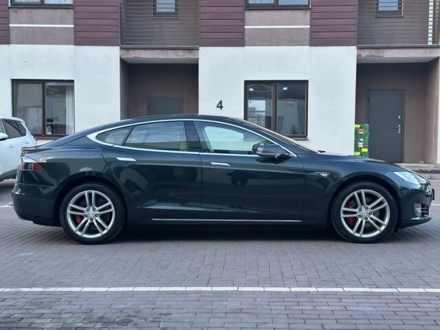 Зеленый Тесла Модель С, объемом двигателя 0 л и пробегом 165 тыс. км за 15300 $, фото 4 на Automoto.ua