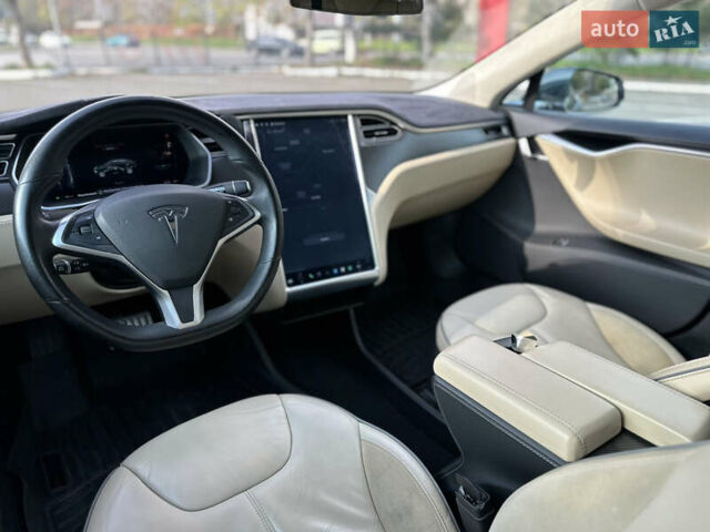 Зелений Тесла Модель С, об'ємом двигуна 0 л та пробігом 165 тис. км за 15300 $, фото 16 на Automoto.ua